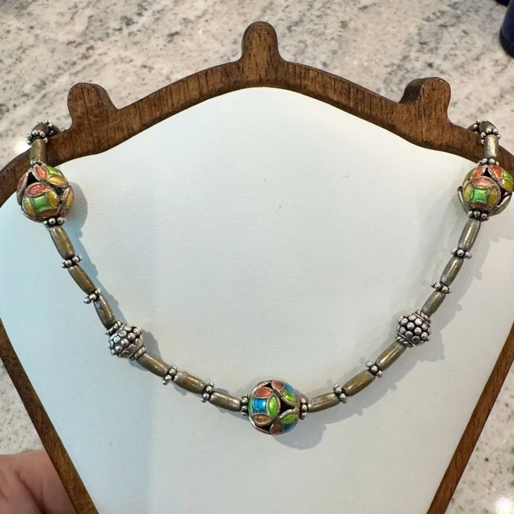 N/A elegant handcrafted